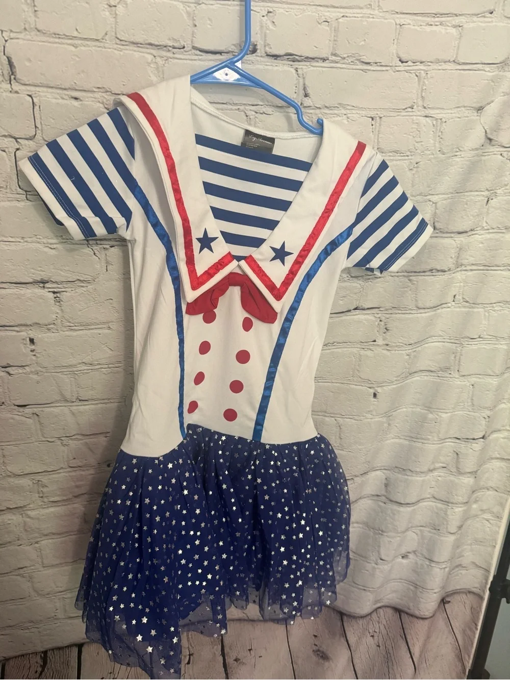 Leg Avenue girls dress